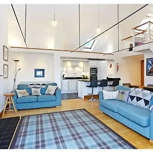  Apartment Altido Cosy 2-bed Apt In The Old Town With Mezzanine