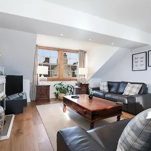  Apartment Luxury 3 Bed Royal Mile